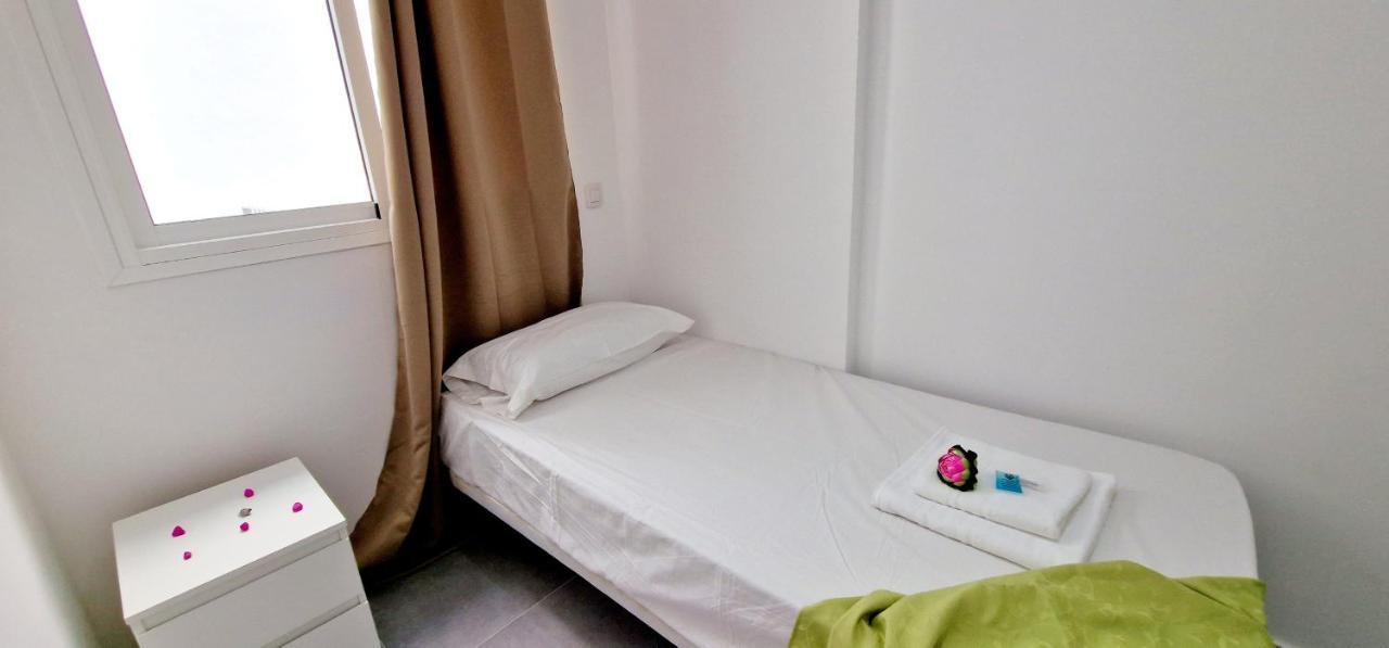 Apartamentos Playa San Juan & Wifi Free 吉亚德索拉 外观 照片