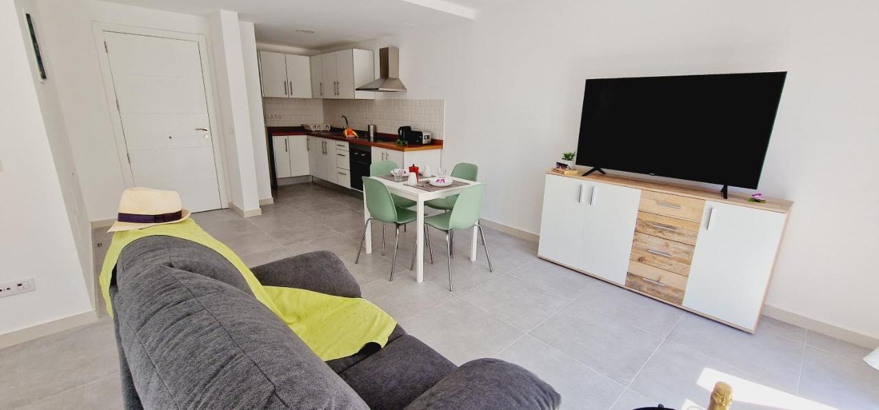 Apartamentos Playa San Juan & Wifi Free 吉亚德索拉 外观 照片